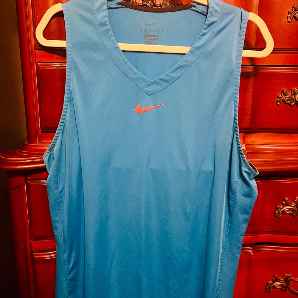 Men’s Nike DriFit Tank, Size XL